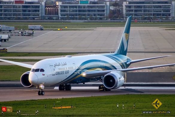 Boeing 787-9 Dreamliner